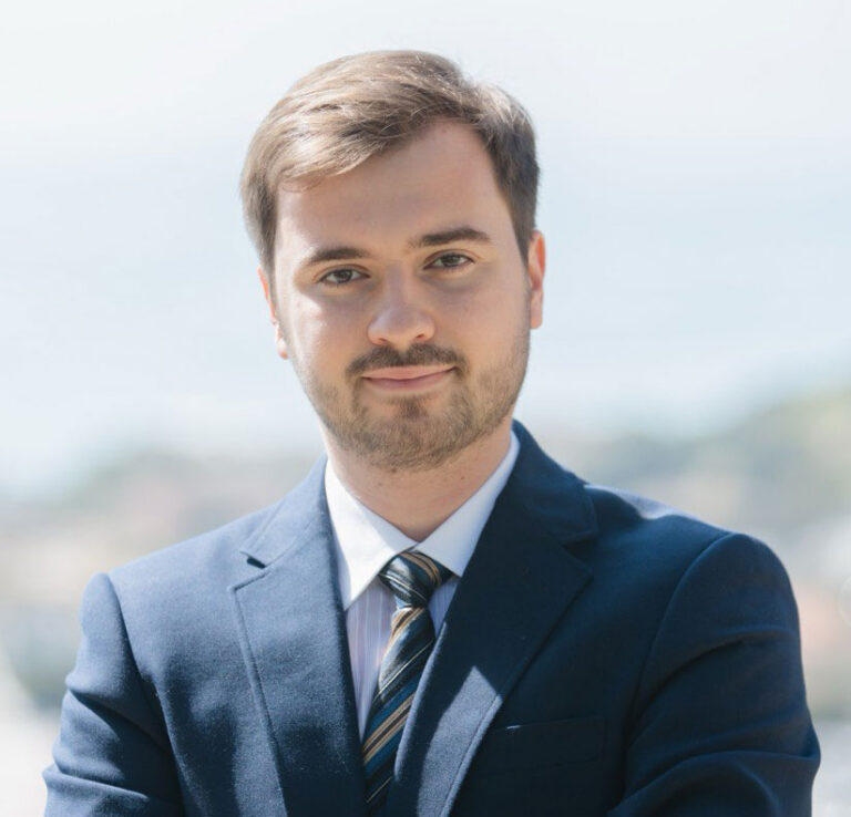 Attorney Maksim Lamash